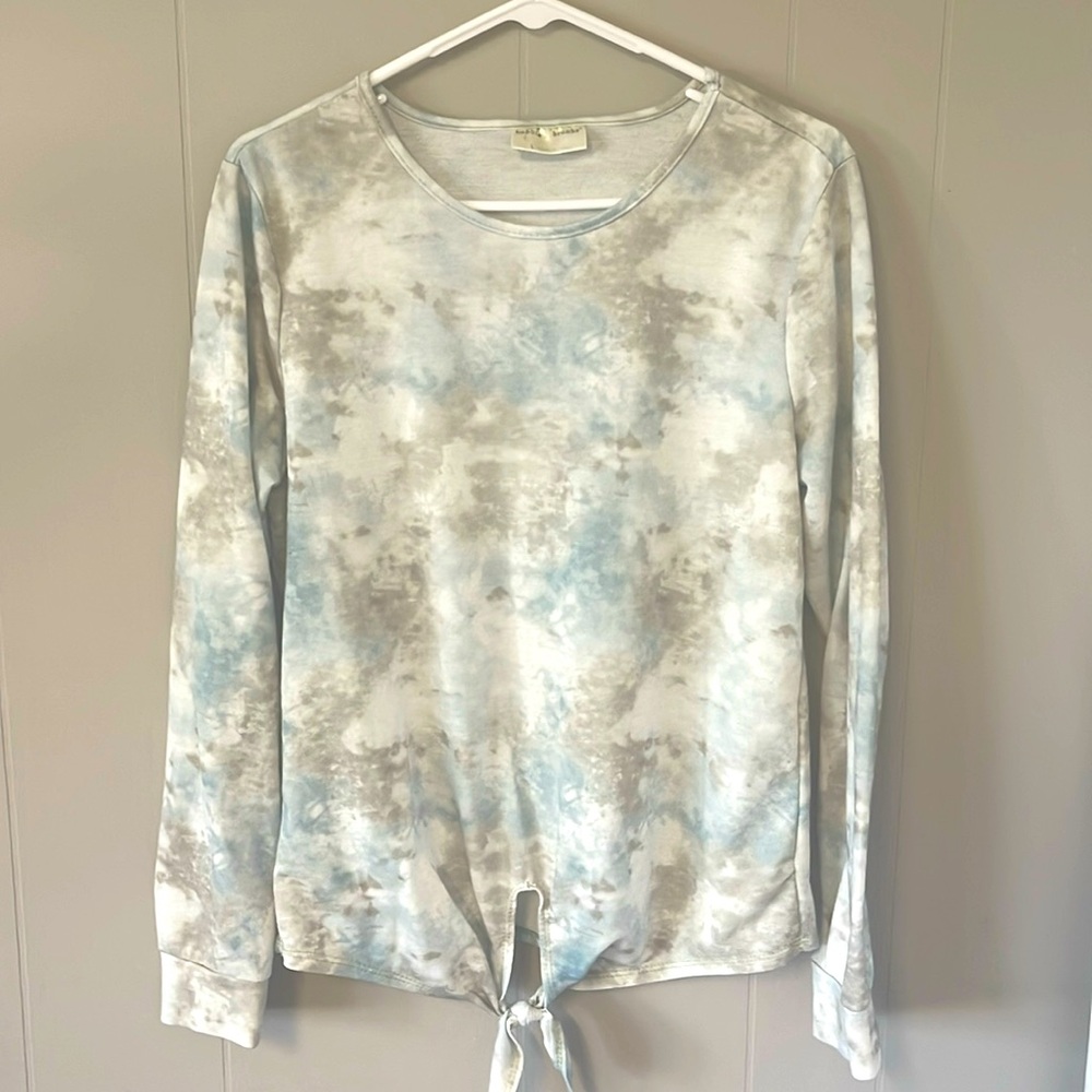 Knot front, tie dye sweatshirt. Size Large